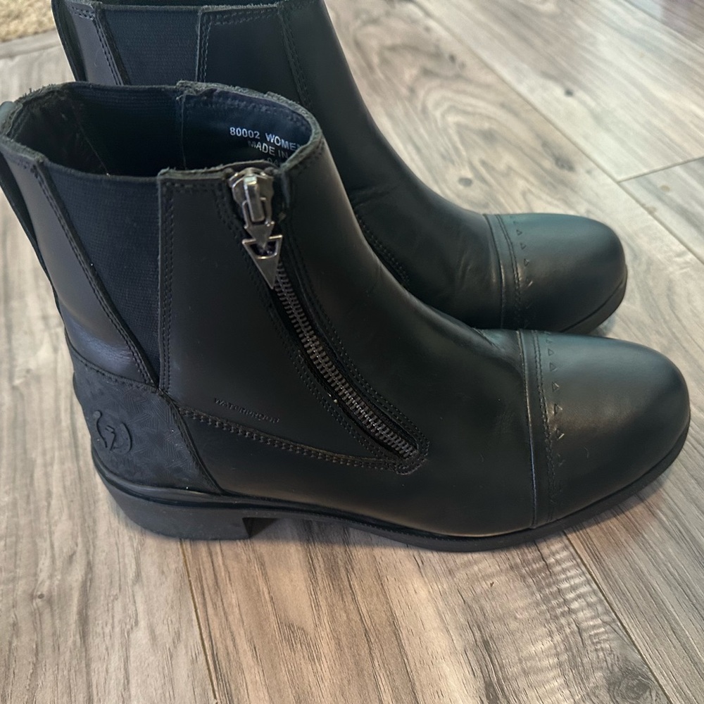 Kerrit woman’s paddock riding boots